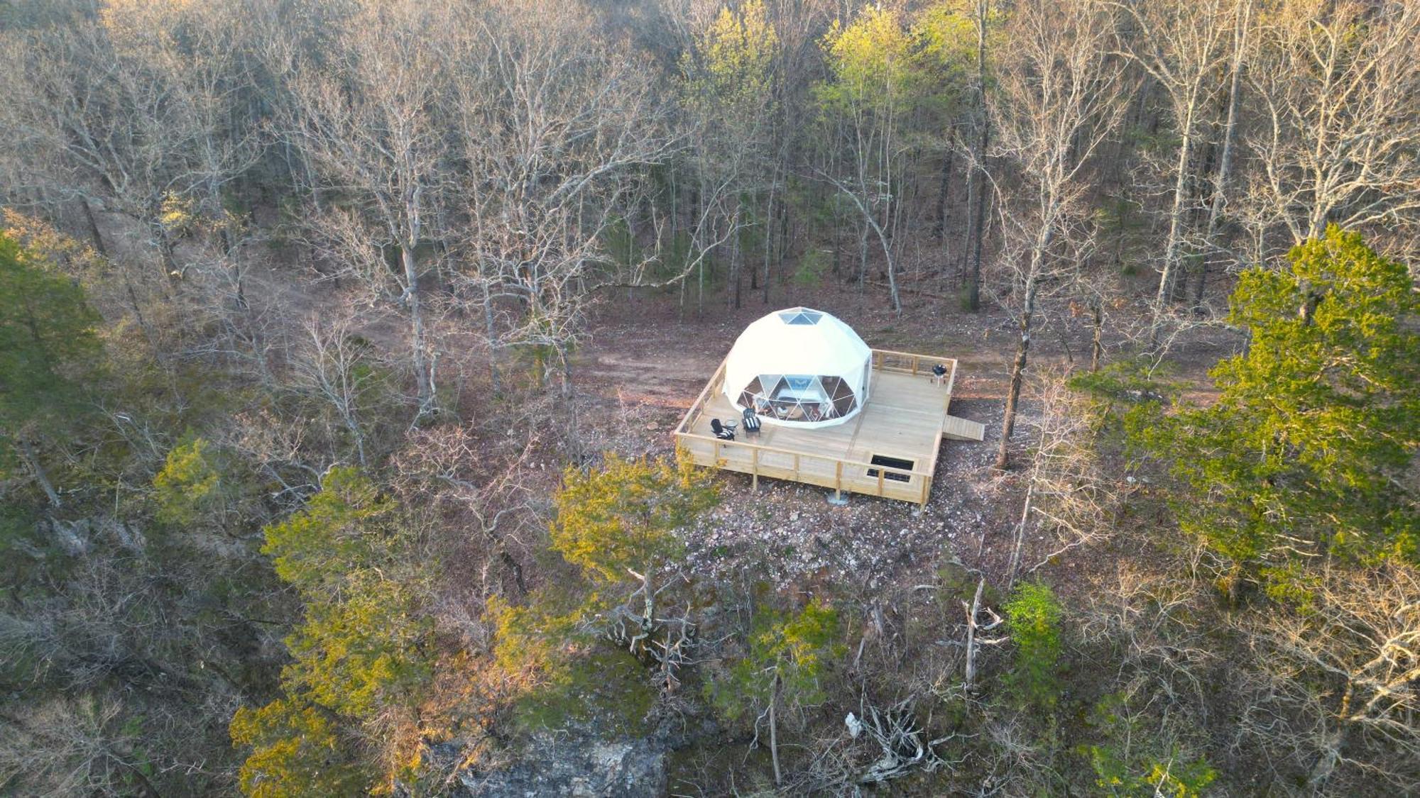 New River View Cliff Dome Glamping @ White River, Minutes To Fishing, Hikes!